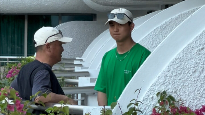 When traveling, I deliberately booked a double room with my boyfriend in front of my parents