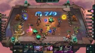 Đội hình này thì đỡ sao