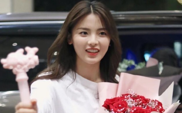 เหล่าเสวี่ย: ถ้าผมมีความผิด ก็ขอให้กฎหมายลงโทษผมเถอะ อย่าให้หยางเชาเยว่มาทำแบบนี้เลย ฮ่าๆ ขำตายแล้ว