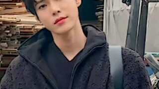 dew boleh doyoung juga boleh🥰