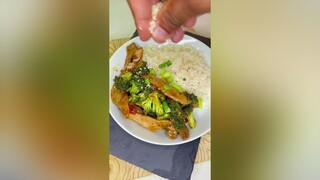 Here's how to make Steak & Broccoli quick and easy reddytocook chinesefood beef broccoli mzansifood