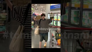 Một Chiếc Tomboy Thích Mua Đồ Ăn Vặt || Tiểu Chúc - 小粥同学