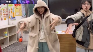 Sampul versi "hot" -tujuh belas bayi laki-laki planet