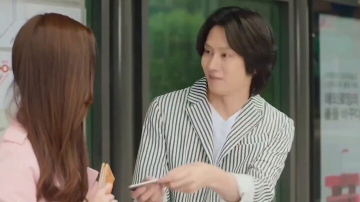 [Công thức thanh xuân] Kim Heechul Tôi thực sự nghi ngờ anh trai tôi đang hành động theo bản chất th