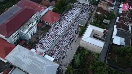 hayoo kalian pilih yg mana syaikhona syekh dunia ataw syekh akhirat, jawab ya