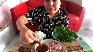 กินข้าวเย็นจร้า เนื้อดาดเสือร้องไห้เหนียวได้ใจ