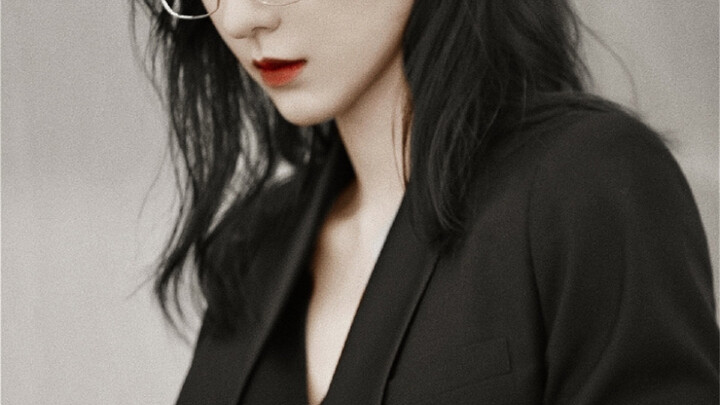 美呆了！请问这几位美女是怎么做到既清冷又明艳的！