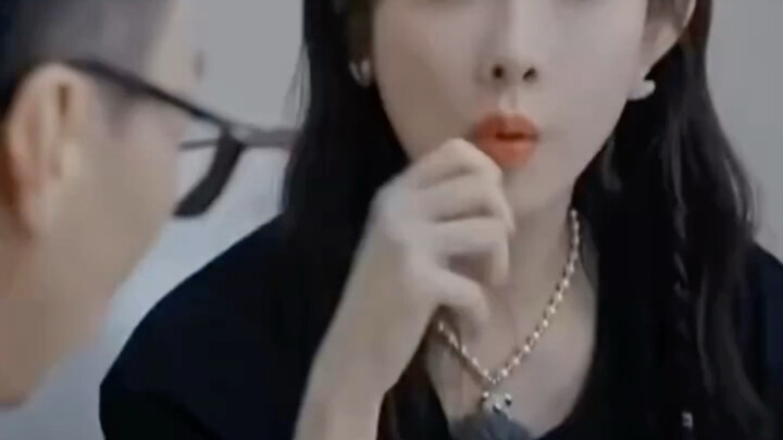 Meng Ziyi layak