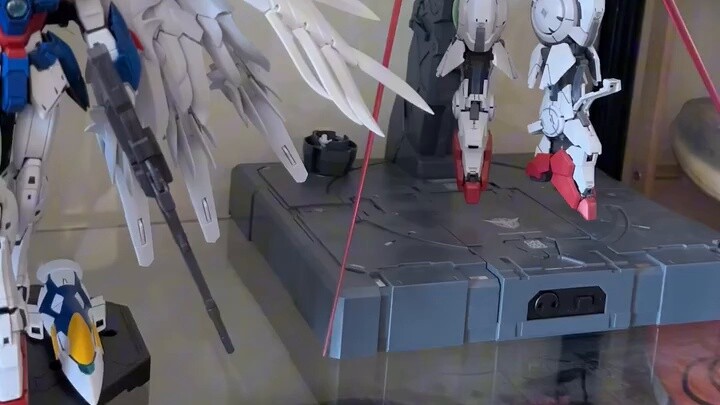 ผู้ที่มีเงินเพียงเล็กน้อยในการซื้อโมเดล แต่ไม่มีความคิดอื่นที่จะทำในสิ่งที่พวกเขาชอบและหลงใหลในสิ่งน