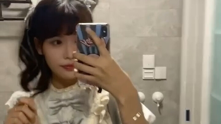Sorry, Ma Tiantian—a nasty selfie generator [t