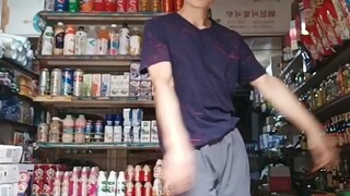 #和平精英 浅跳一下 比❤