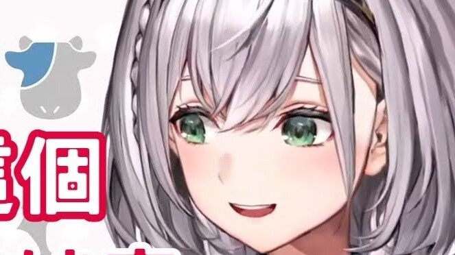 Sang pemimpin mencoba berbicara kepada semua orang dengan suara aslinya, tetapi ternyata suaranya te