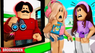 TEM UM HOMEM MISTERIOSO nos ESPIONANDO | Historinhas Brookhaven Roblox | Bibi e Lud