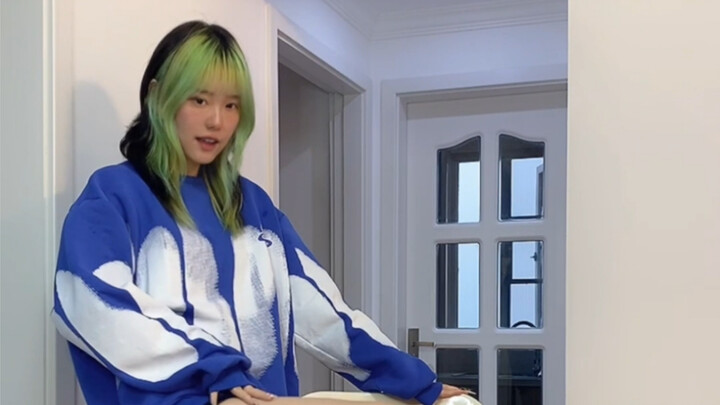 เต้นจริงจังและคอสเพลย์เรม