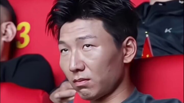 [Divine Streamer TV] There’s such a bold, straightforward style