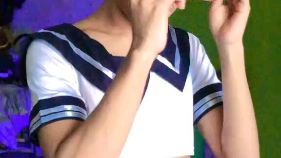 Filipino Content Creator Oliver Jr Dela Peña (born June 3, 2007) is a social media influencer