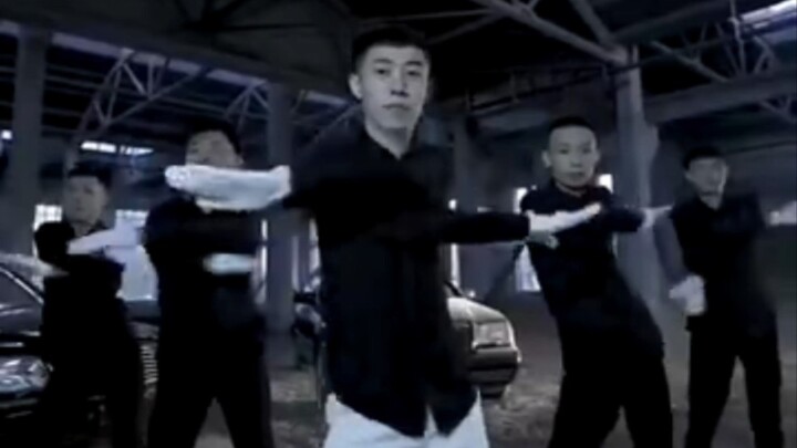 ชิงไห่สั่นคลอน แต่การผจญภัยสกี
