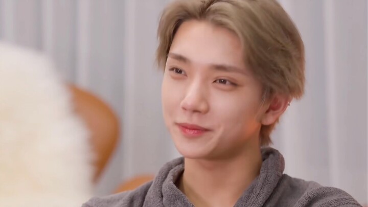 [Seventeen Hong Ji-soo] "Tidak aneh karena ini Joshua" (rekomendasi lucu)