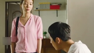 财务危机的中年大叔却意外获得了超能力摇身一变成了英雄