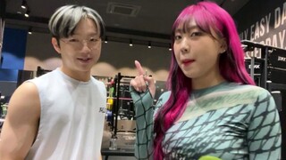 Lee Young-ji & Jang Layone - The Lazy Song (Bruno Mars)