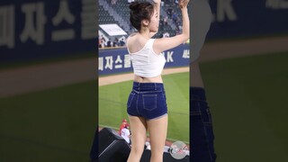 똥머리에 흰청 극락이다 이주희 치어리더 Lee Zoohee