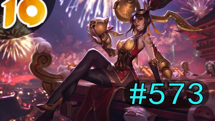 Top 10 Plays VOL573: Vayne Narrowly Escapes and Breaks Through the Enemy Lines