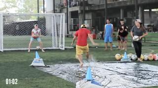 บอลลื่นปี๊ด