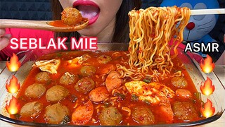 EATING SPICY MEATBALL NOODLES *SEBLAK MIE PEDAS* ASMR Eating Sounds