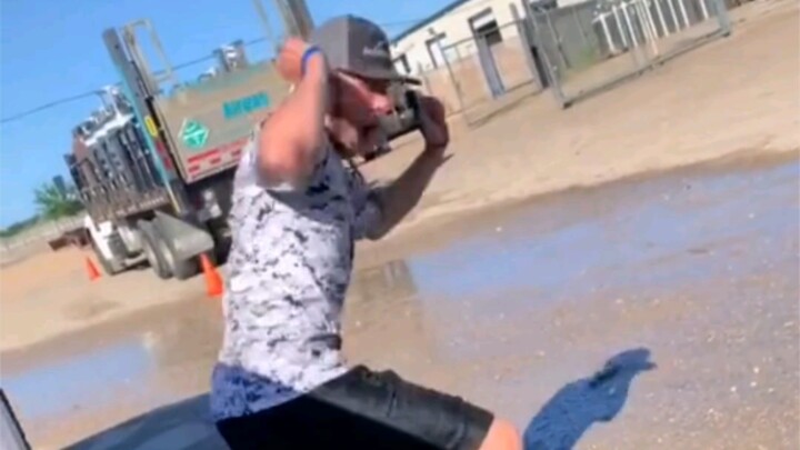 Are you all afraid of snakes? What happens when you prank your friends with a fake snake? Hilarious!