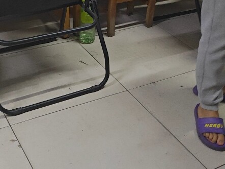 Thử thách nhân phẩm của bạn cùng phòng ngay ngày đầu năm nhất!