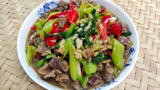 ผัดเครื่องในไก่ใส่พริกหยวก เมนูที่หลายๆคนบอกว่าอร่อยจริงๆ สไตล์ | ครัวบ้านๆ Channel