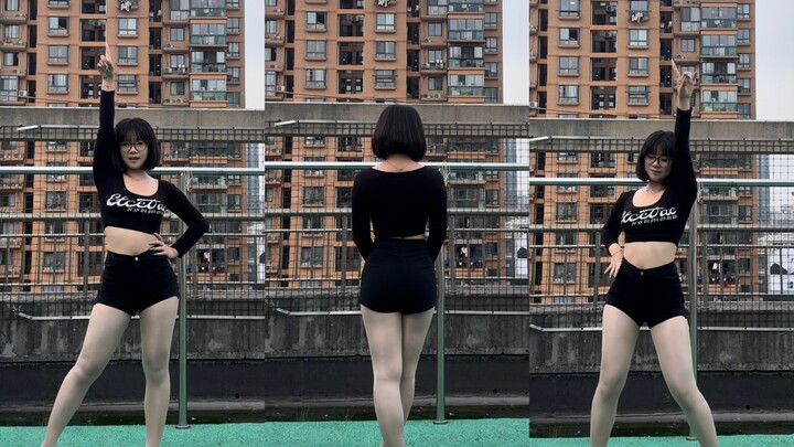 Tara—Roly Poly fleshy legs and shiny stockings are a perfect match