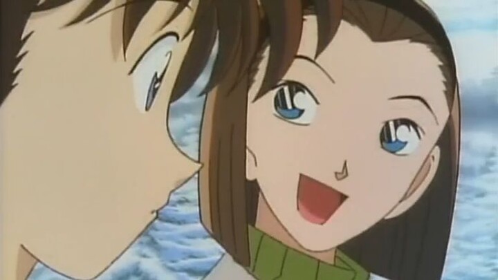 โคนัน ปี 4 ตอน 142 คดีฆาตกรรมคนรักมายากล (ภาคคดี)