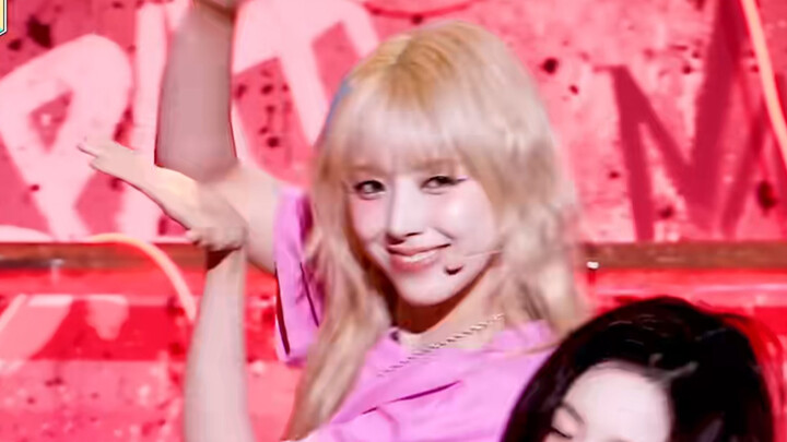 No one should miss this adorable expression management! So cute!