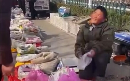 This kid really knows how to talk!