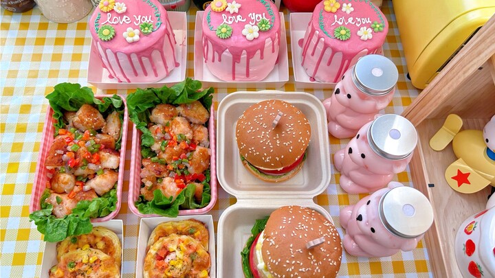 💗 A loving afternoon tea bento for my sis～ Cheese-flooded burger | Mini egg tart pizza with sautéed 