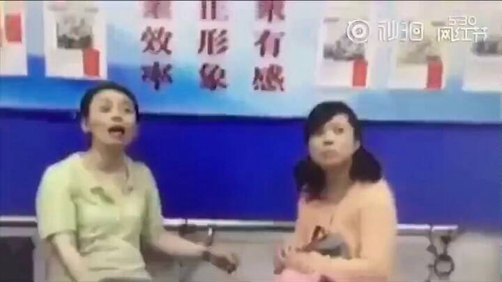 死 亡 重 金 属。