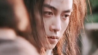 卧槽！他不演仙侠才是观众的损失吧，怎么会有人发型越凌乱越美的啊！