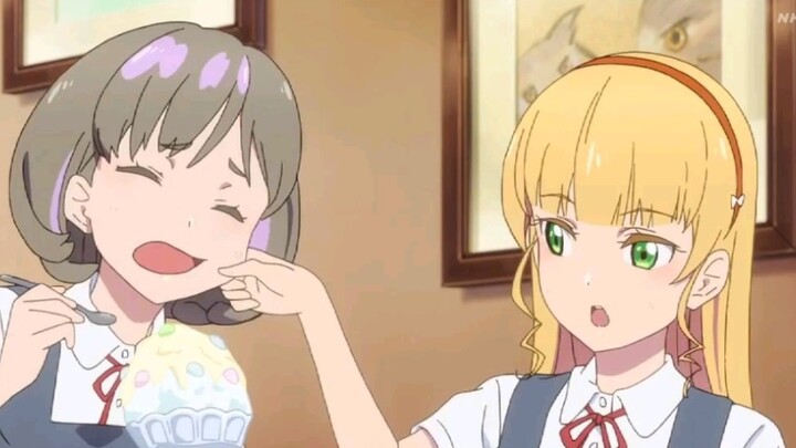 Tang Keke: "Hurry up and pinch Keke's face."
