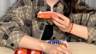 #Kepiting segar dan lembut, pas lagi lapar atau ngidam, coba satu batang aja, penuh daging yang sega