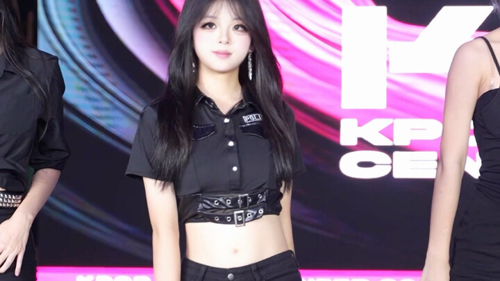 Abra Cadabra: The Full Version of the Arrogant Dance — I Love the Lighting on This Day So Much!