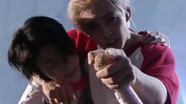 [All8] Lần này con người đối mặt với 8 có chút cảm giác “s” trên người...