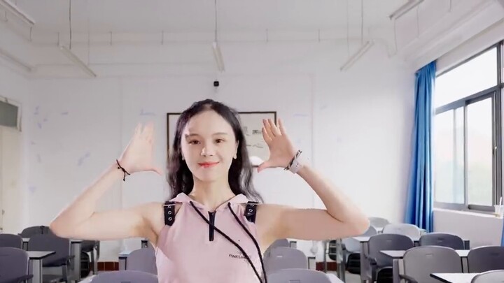 【BDF2025|Đại học Sư phạm Tứ Xuyên】♫Nghe WO! ♫——Hãy đứng trước máy quay và tự chào mình nhé!