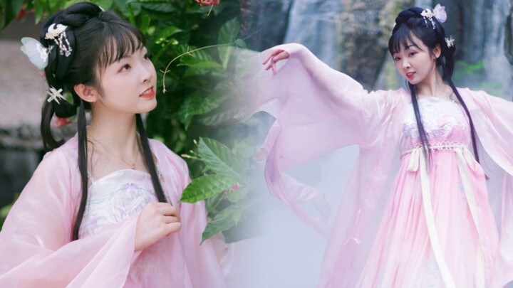 Pink skirt fluttering in Guangzhou Cultural Center