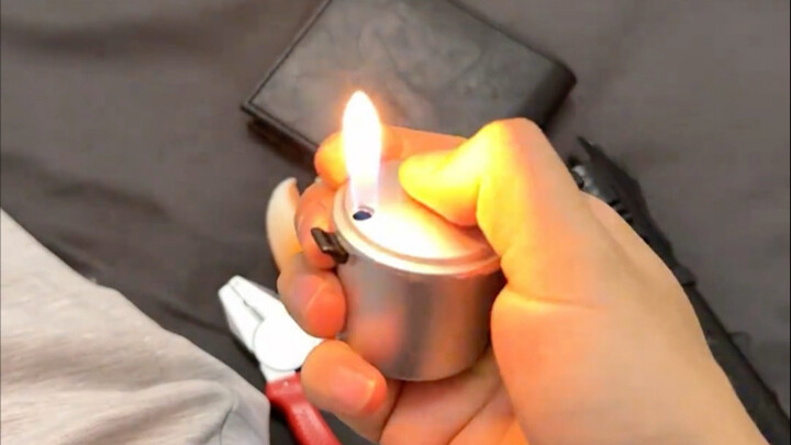 女朋友生气了，让我和火机去过吧