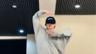 一首歌干回2022  ditto—newjeans