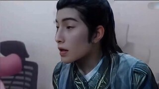 [หานเทียนซุนตอบเฟิงซีอย่างโกรธเคือง] เจ้ากำลังไล่ตามหลี่เฟยหยู เกี่ยวอะไรกับข้าด้วย หานหลี่?