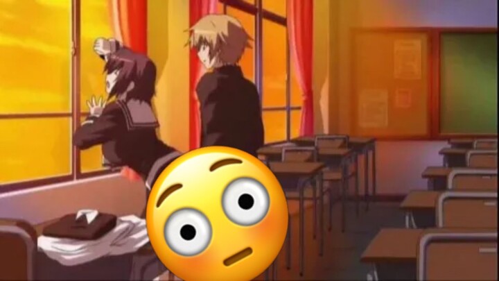 Pas lagi berdua di classroom