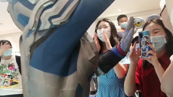 [Ultraman] Shocked! Zeta was confessed in public! ——Happy Zeta fan meeting vlog~
