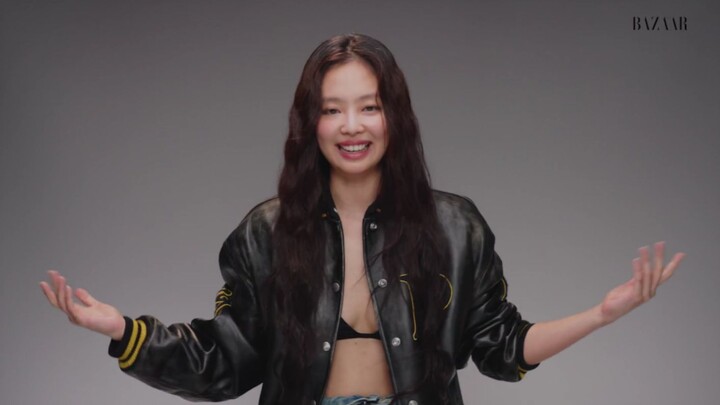 【ترجمة صينية مشتركة من محطتين】240919 مقابلة جيني الجديدة مع هاربر بازار الولايات المتحدة مترجمة إلى 